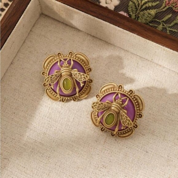 Jewelry - Gold and Purple Bee  Earrings Q389